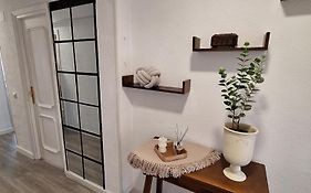 Beautiful 2 Bedrooms Aparatament